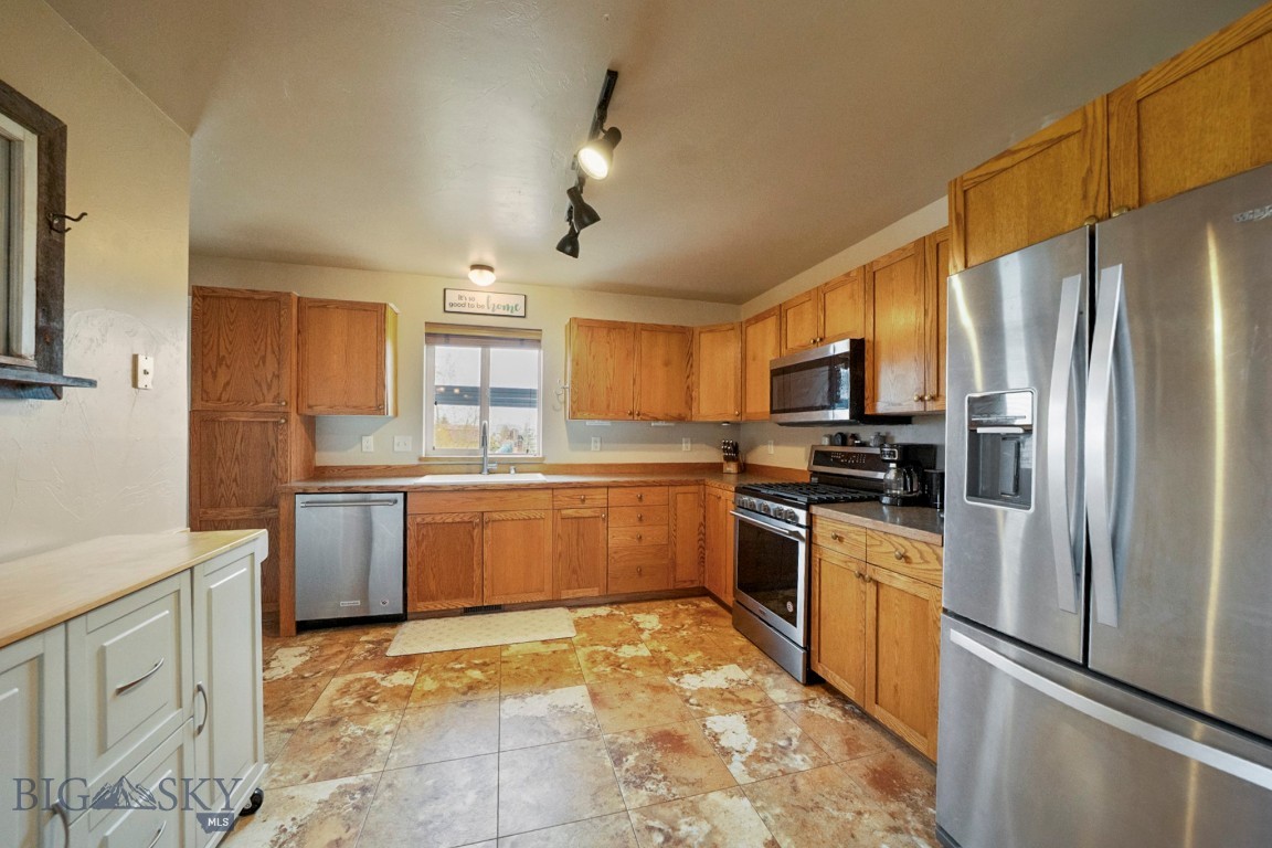 Cheri - Residential