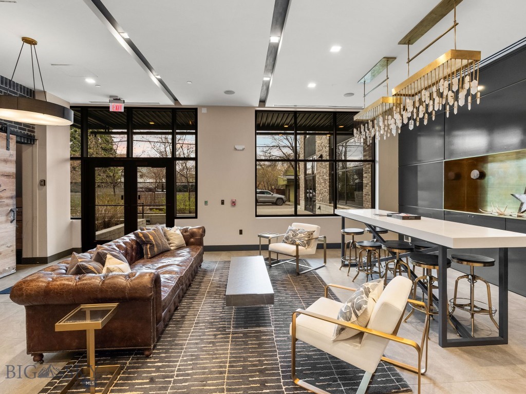 HBP Residential Condo - Residential