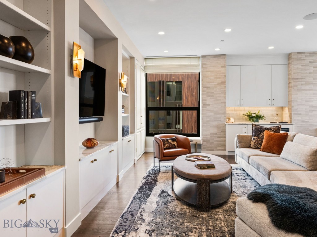 HBP Residential Condo - Residential