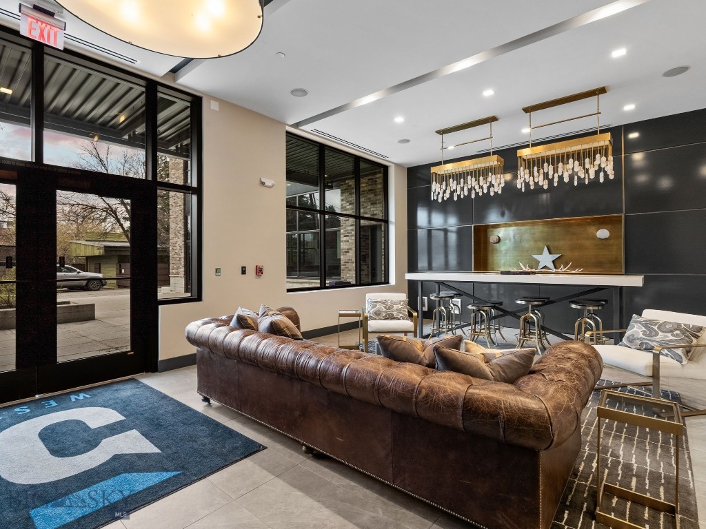 HBP Residential Condo - Residential