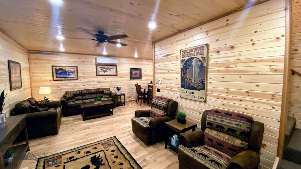 West Yellowstone Original Plat - Commercial Sale