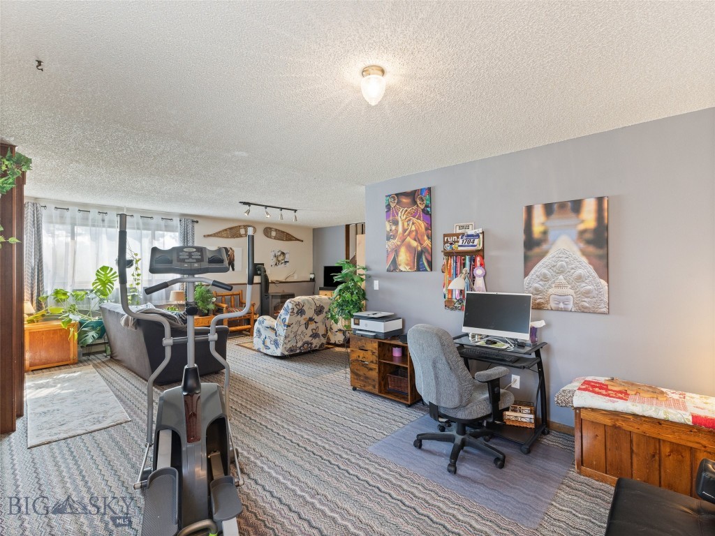 Manhattan, Montana 59741, United States, 4 Bedrooms Bedrooms, ,2 BathroomsBathrooms,Residential,Contingent,42354