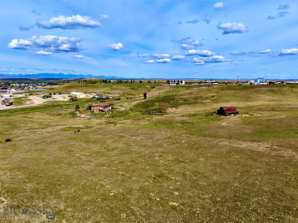 127 Mt Highway 221