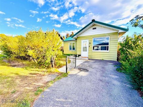 Photo of 2410 Yale Avenue, Butte, MT 59701 (MLS # 406013)