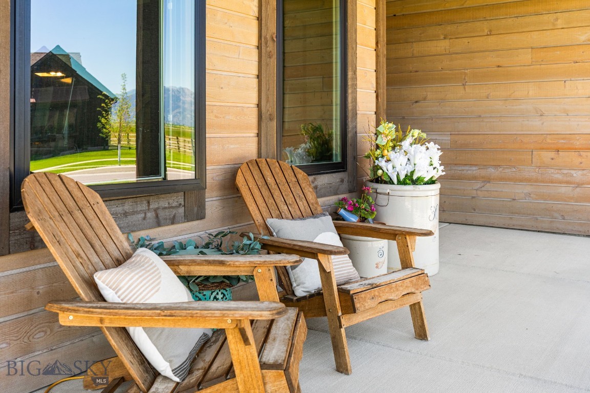 White Horse Ranch - Residential