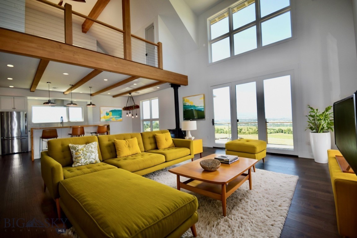 3495 Deer Creek