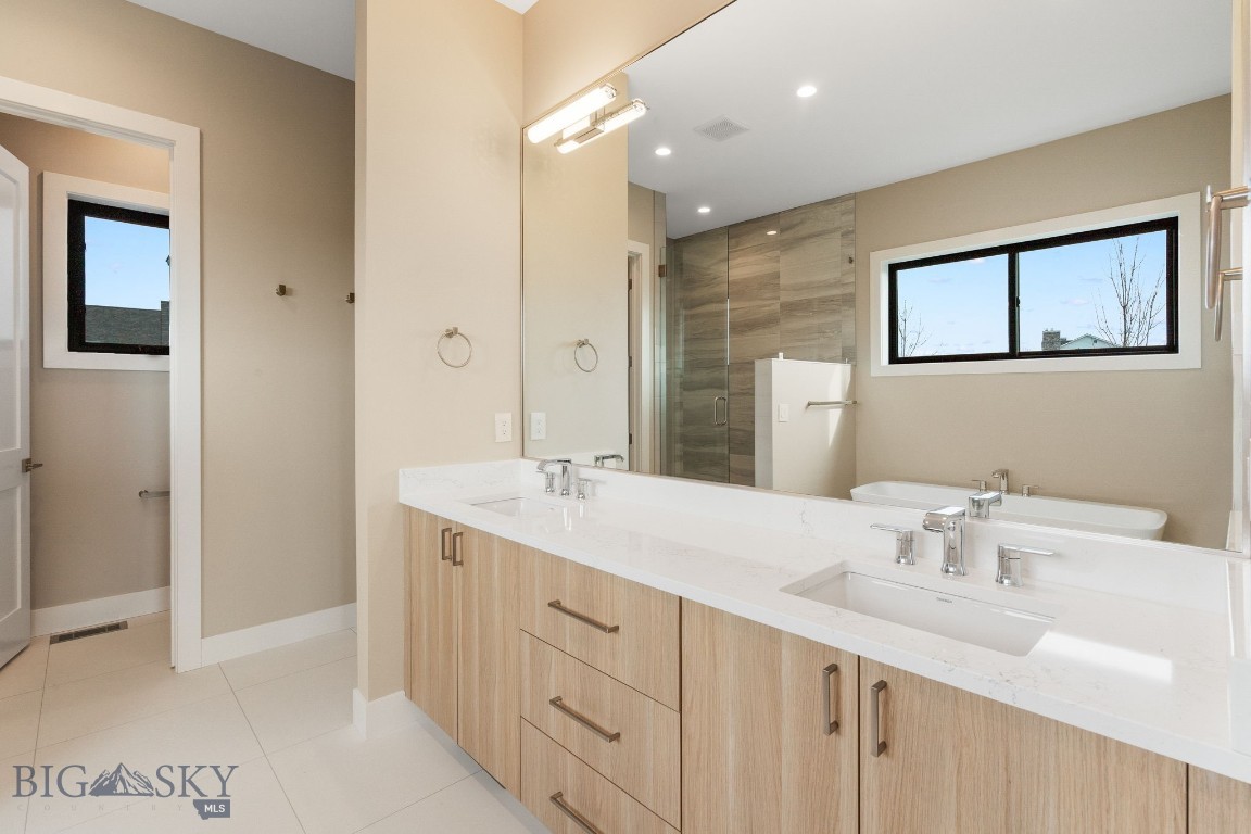 Creekside Meadows - Residential