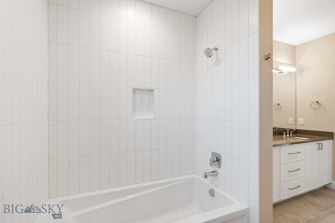 Creekside Meadows - Residential