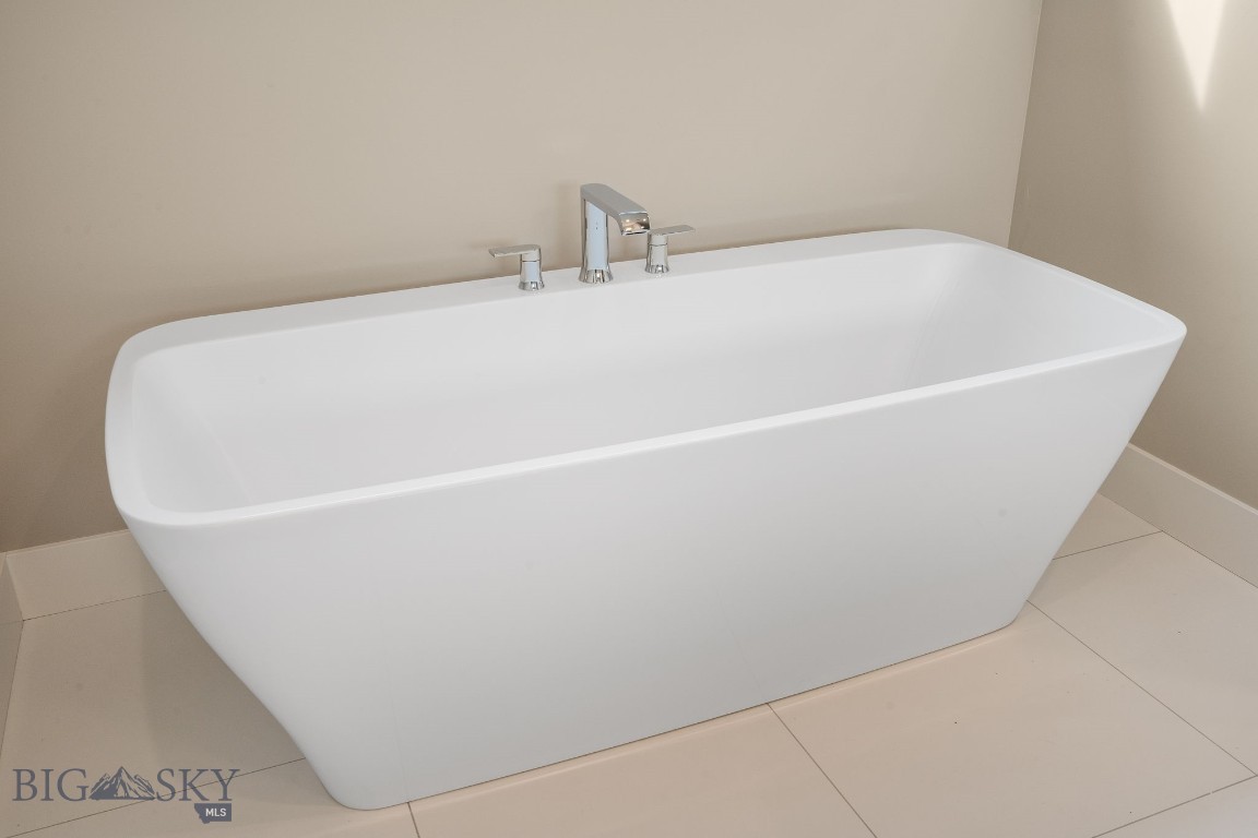 Creekside Meadows - Residential