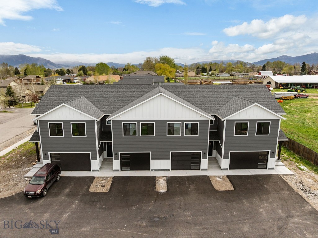 Falcon Hollow - Residential