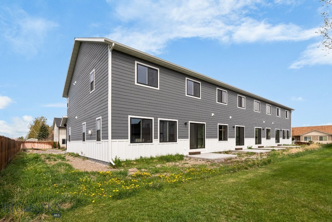 Falcon Hollow - Residential