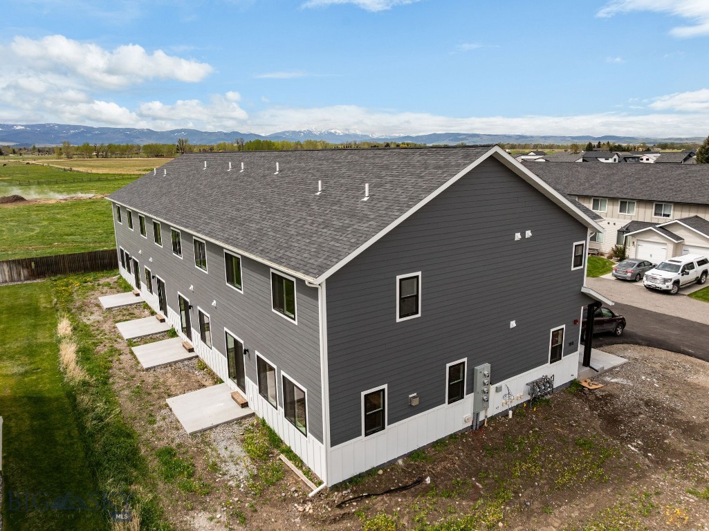 Falcon Hollow - Residential