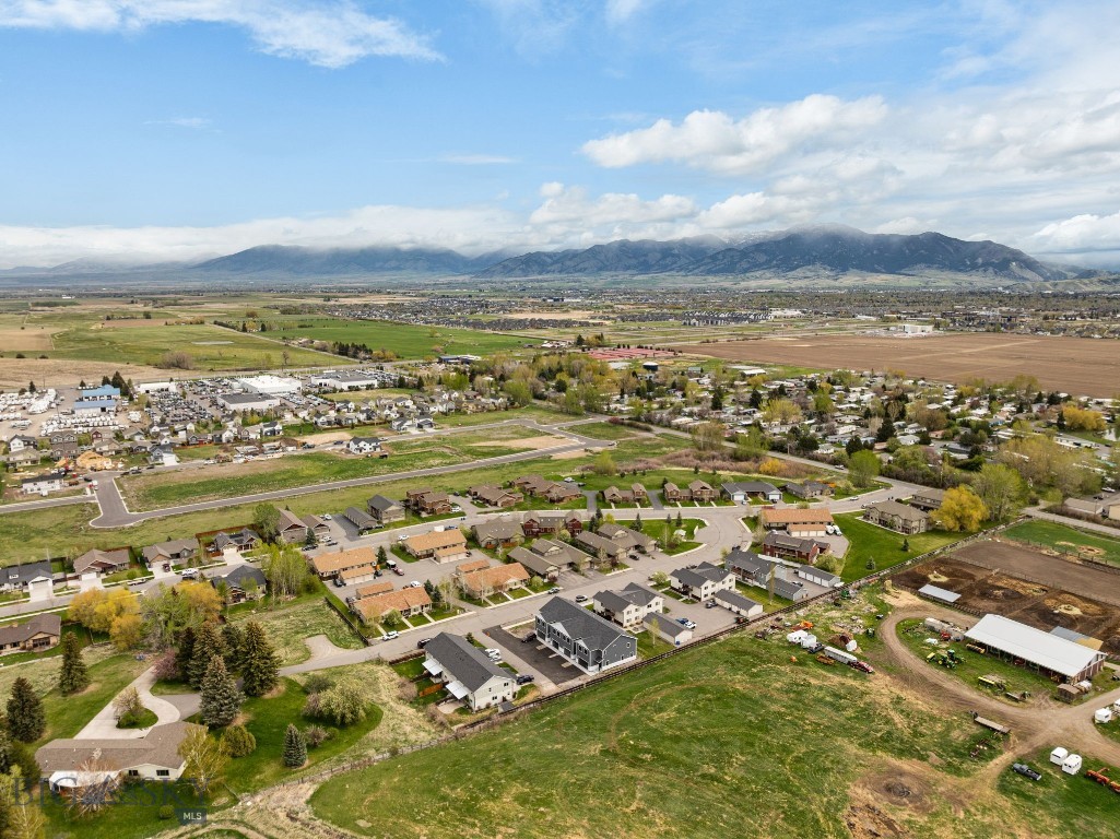 Falcon Hollow - Residential