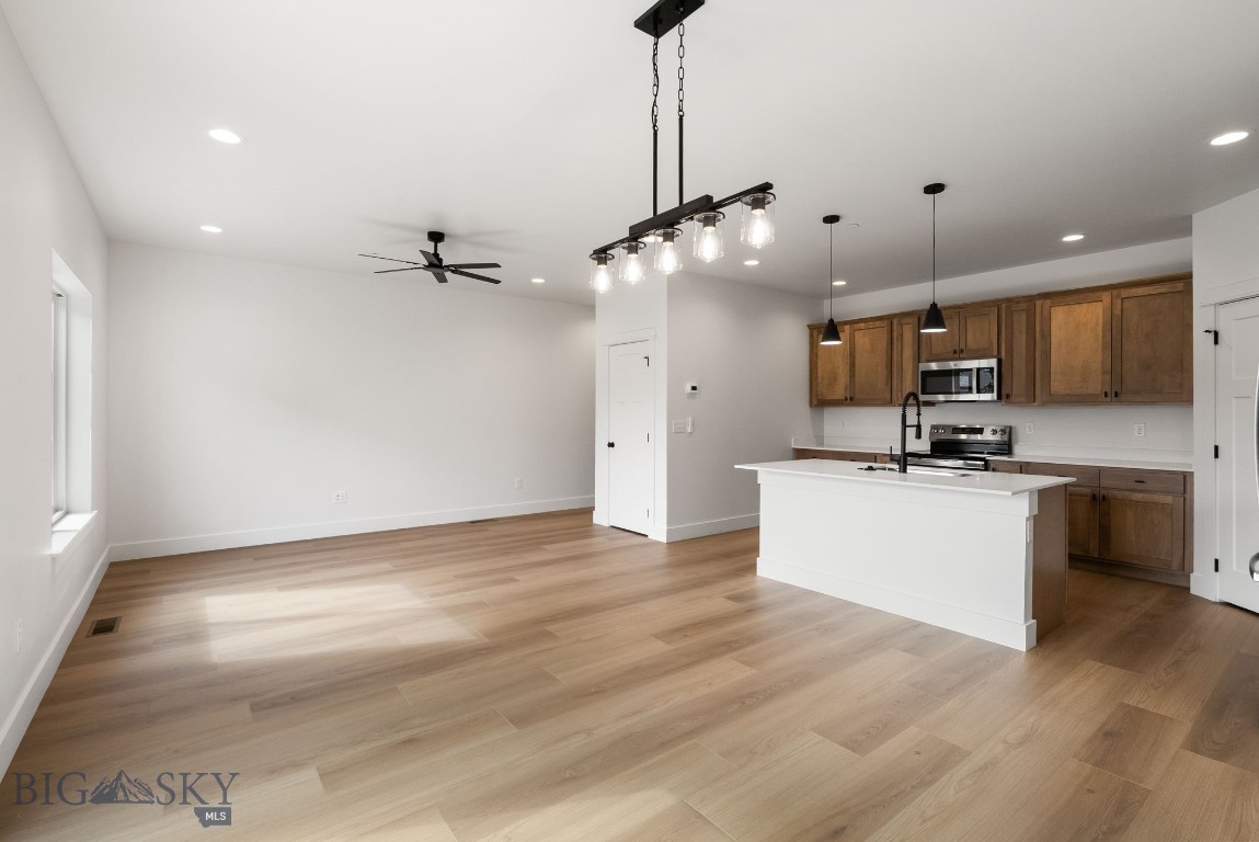 Falcon Hollow - Residential
