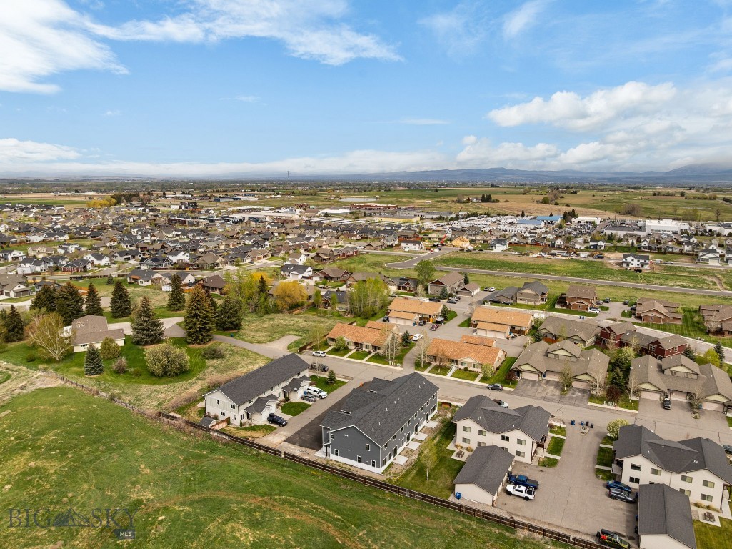 Falcon Hollow - Residential