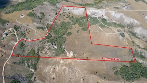 Photo of 1131 Outlaw Trail Trl, Anaconda, MT 58711 (MLS # 414236)