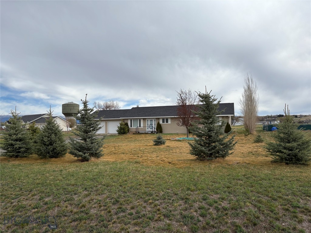 Lazy Acres - Residential