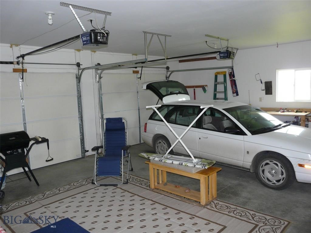 Lazy Acres - Residential