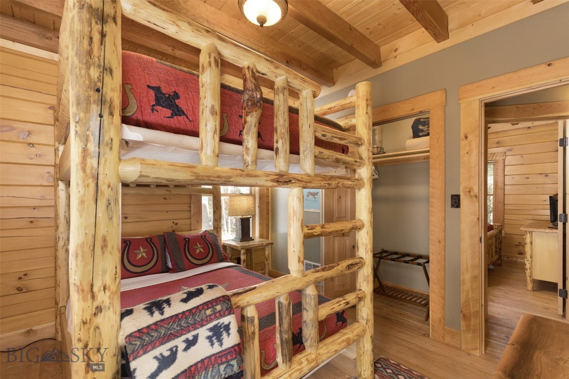 Lazy Acres - Residential