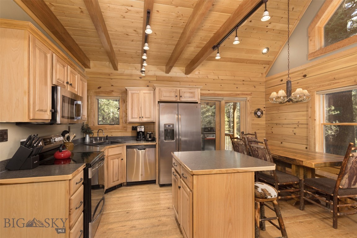 Lazy Acres - Residential