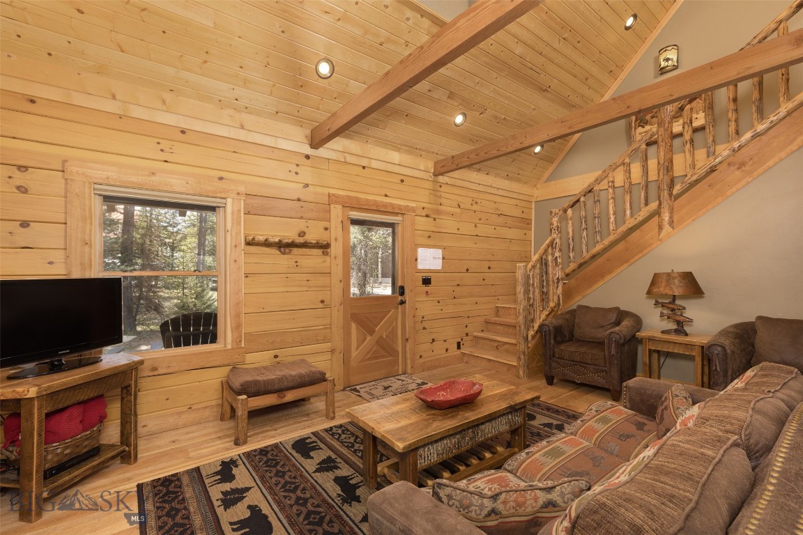 Lazy Acres - Residential