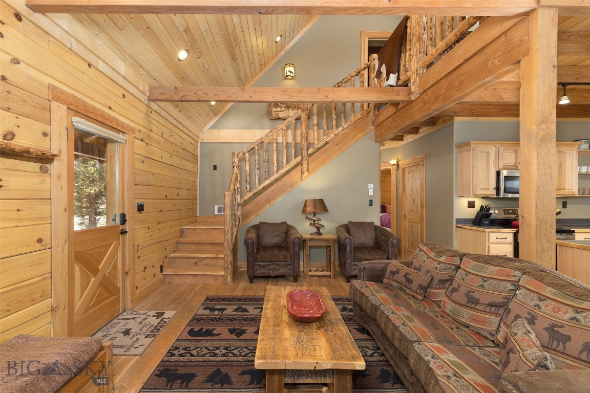 Lazy Acres - Residential