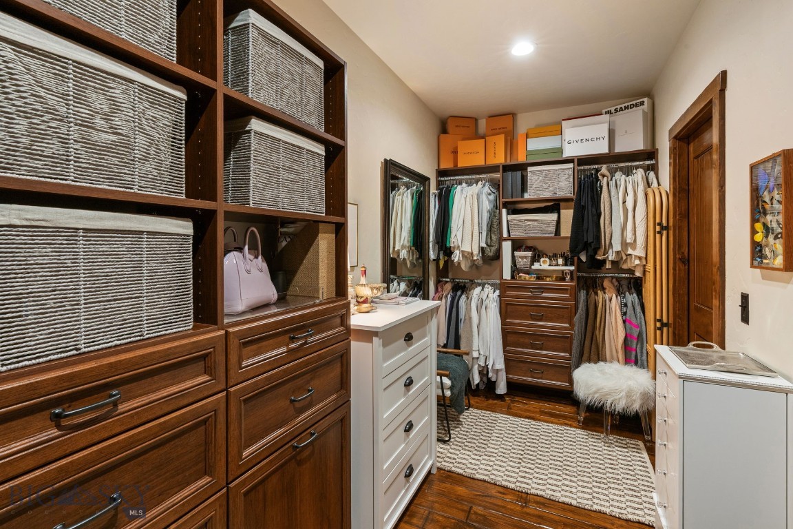 Galactic Park - Residential