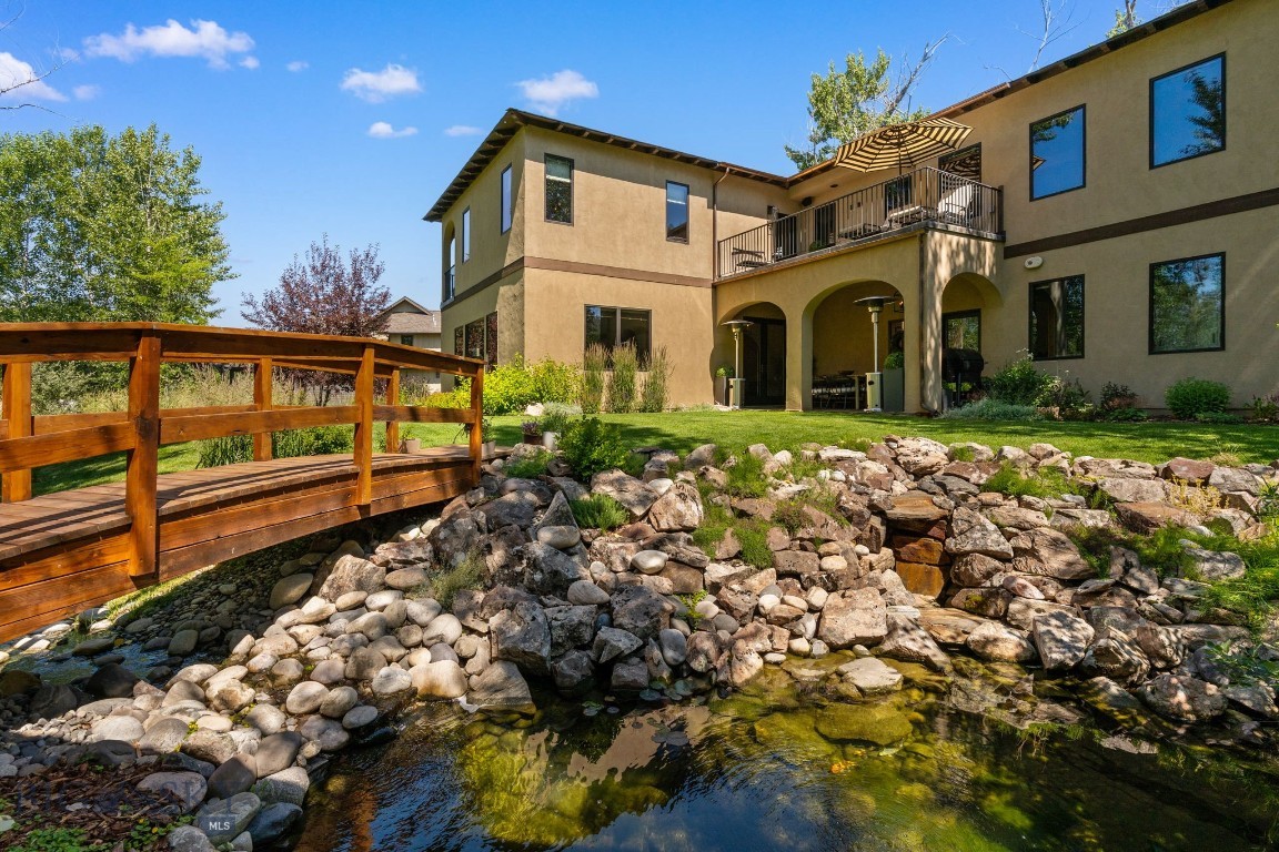 Galactic Park - Residential