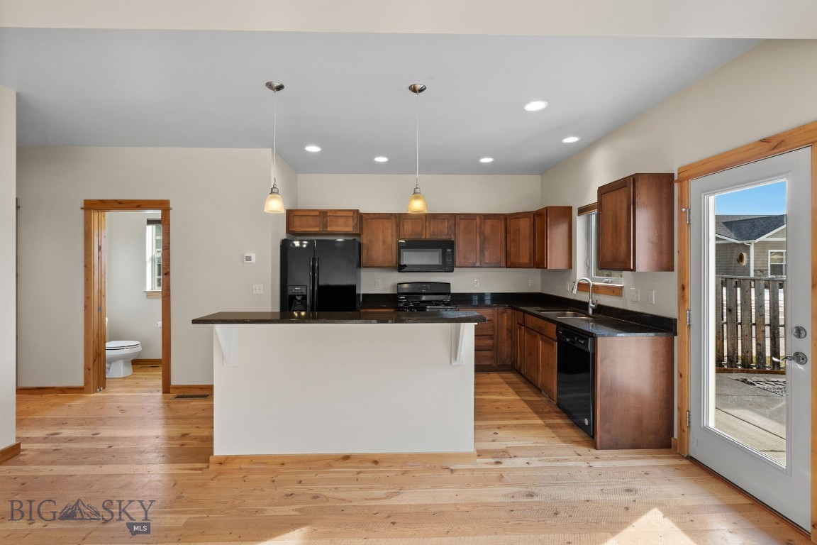 Bozeman, Montana 59718, United States, 3 Bedrooms Bedrooms, ,3 BathroomsBathrooms,Residential,Active,94685