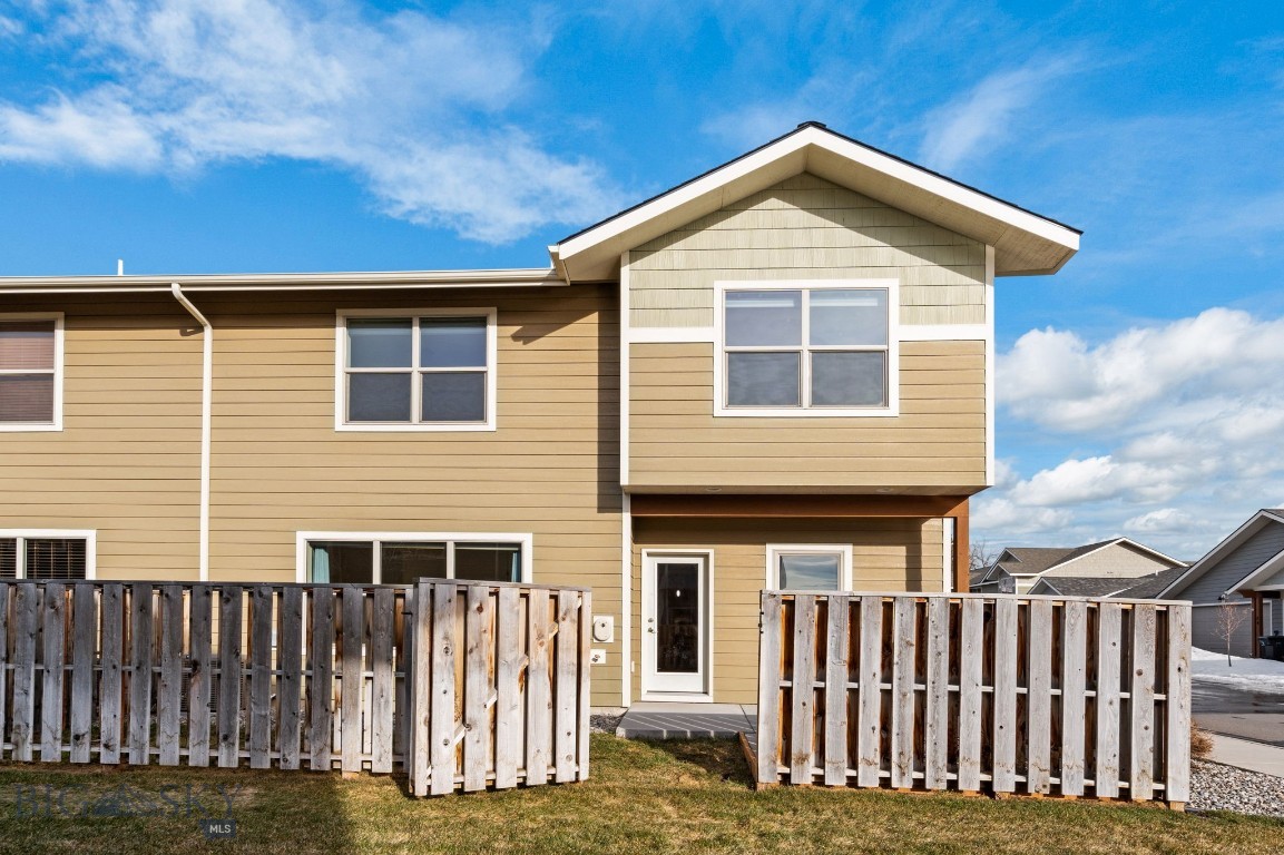 Bozeman, Montana 59718, United States, 3 Bedrooms Bedrooms, ,3 BathroomsBathrooms,Residential,Active,94685