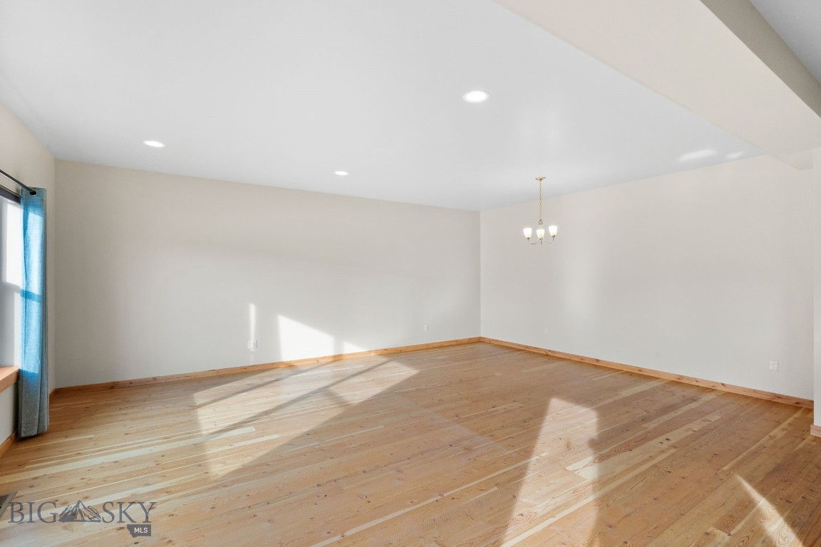 Bozeman, Montana 59718, United States, 3 Bedrooms Bedrooms, ,3 BathroomsBathrooms,Residential,Active,94685