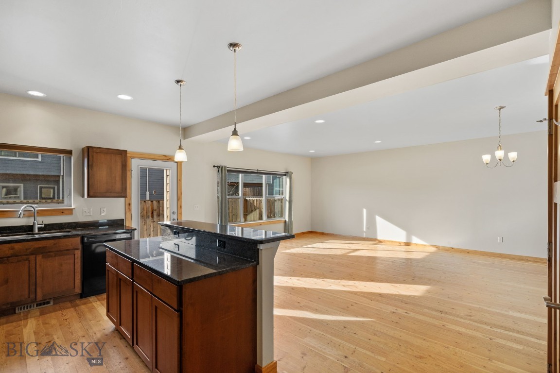 Bozeman, Montana 59718, United States, 3 Bedrooms Bedrooms, ,3 BathroomsBathrooms,Residential,Active,94685