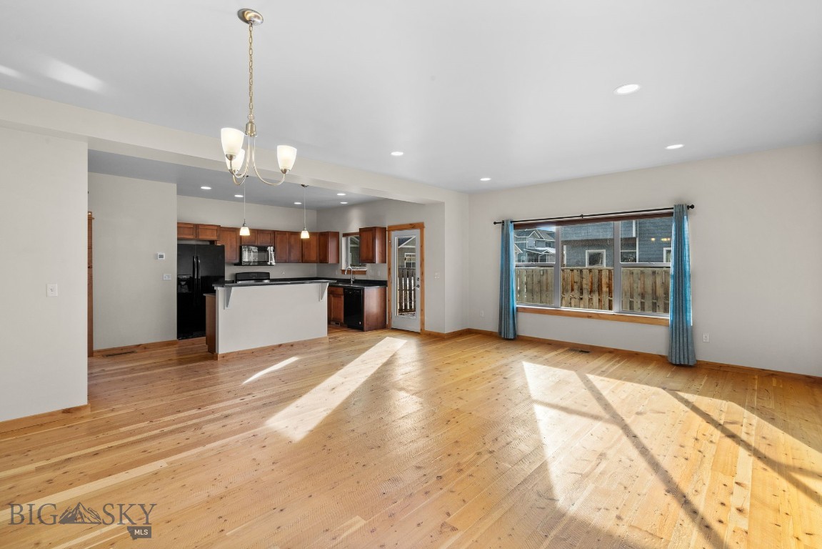 Bozeman, Montana 59718, United States, 3 Bedrooms Bedrooms, ,3 BathroomsBathrooms,Residential,Active,94685