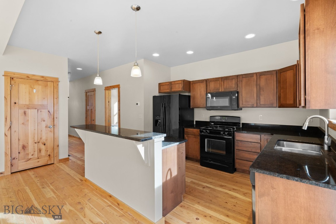 Bozeman, Montana 59718, United States, 3 Bedrooms Bedrooms, ,3 BathroomsBathrooms,Residential,Active,94685