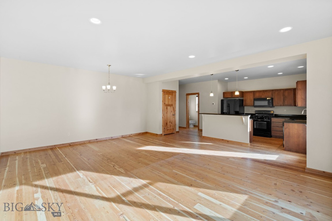 Bozeman, Montana 59718, United States, 3 Bedrooms Bedrooms, ,3 BathroomsBathrooms,Residential,Active,94685