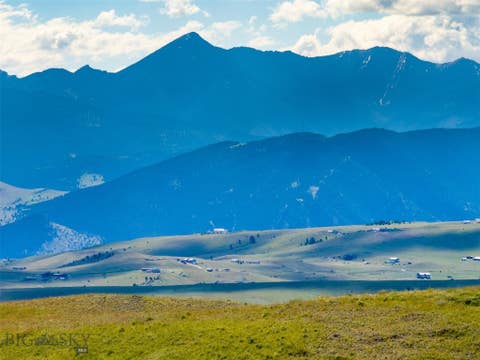 Photo of 157 Little Springs Creek Road, Livingston, MT 59047 (MLS # 412376)