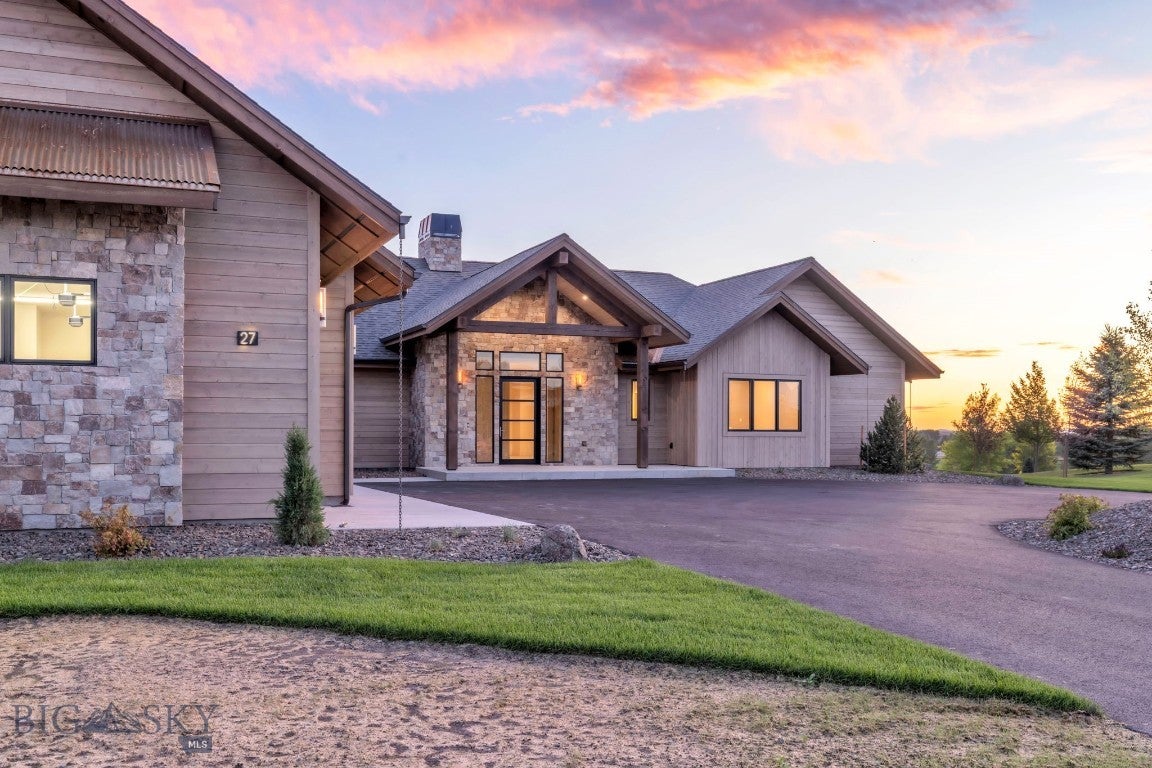 27 Bullseye Place