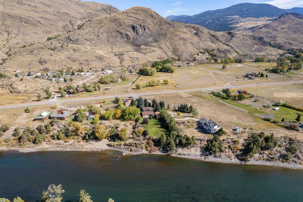 Elk - Residential