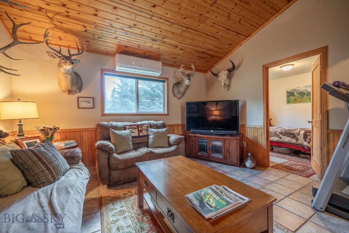 Elk - Residential