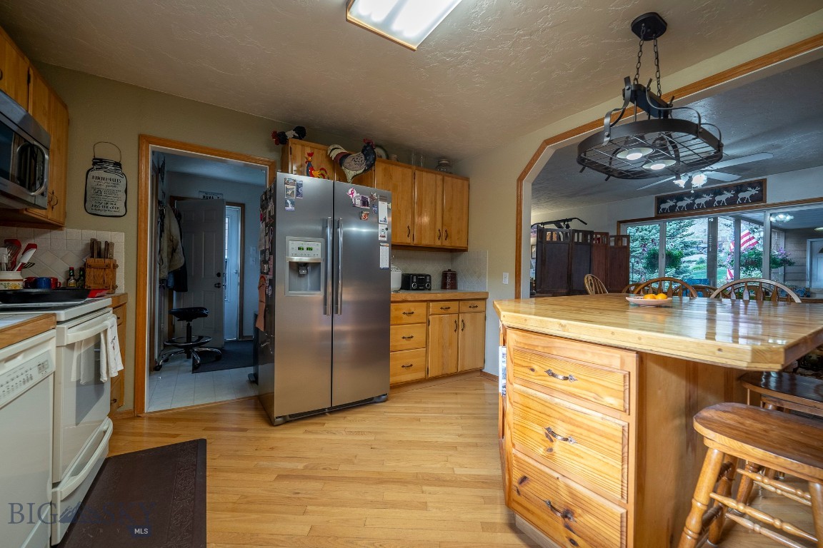 Elk - Residential