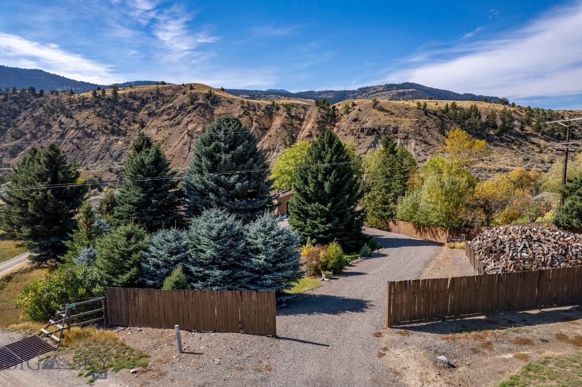 Elk - Residential