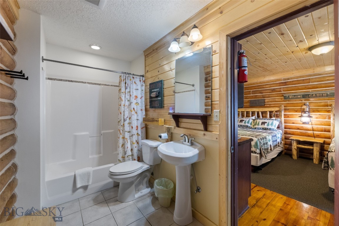 Mirza Norby Addition - Residential