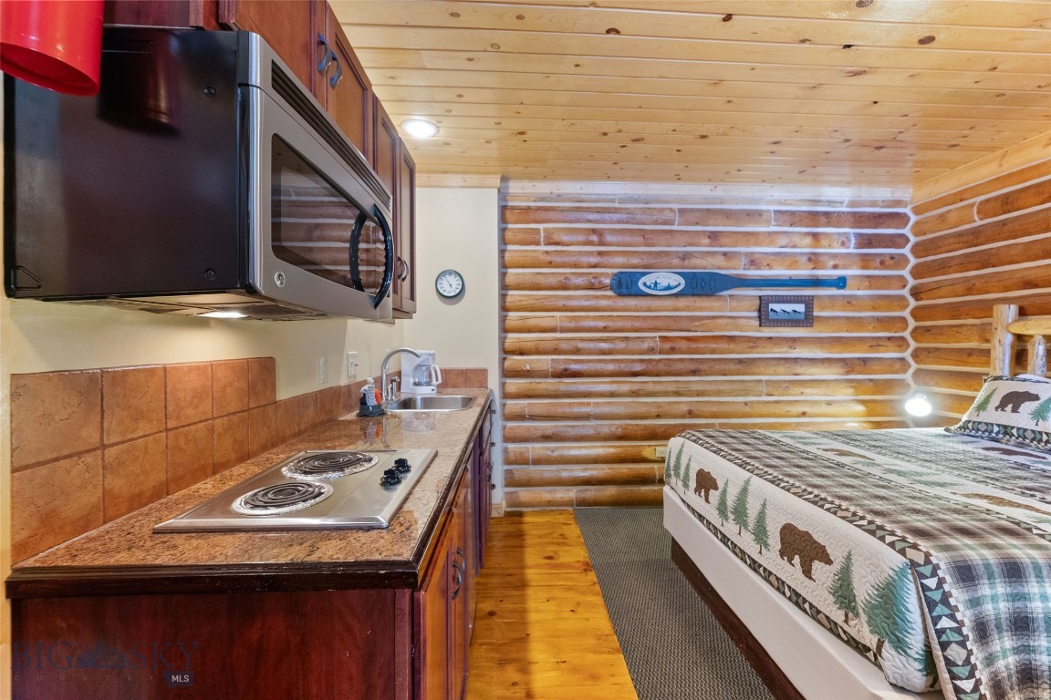 Mirza Norby Addition - Residential