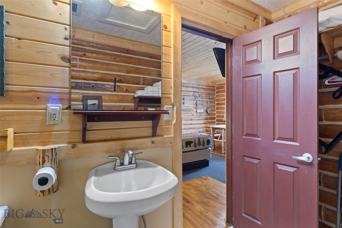 Mirza Norby Addition - Residential