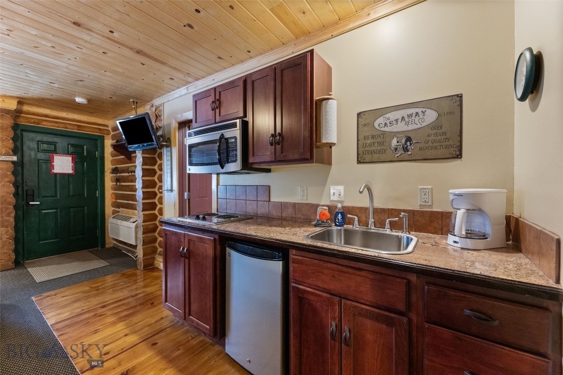 Mirza Norby Addition - Residential