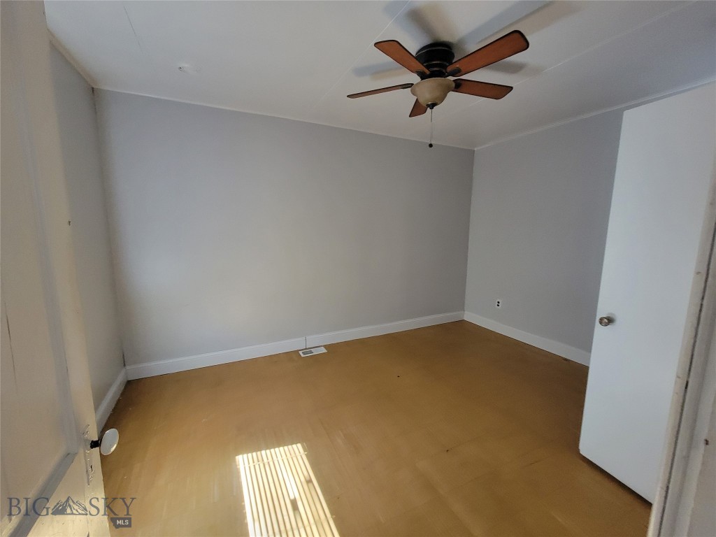 Butte, Montana 59701, United States, 3 Bedrooms Bedrooms, ,2 BathroomsBathrooms,Residential,Pending,61968