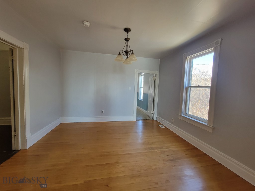 Butte, Montana 59701, United States, 3 Bedrooms Bedrooms, ,2 BathroomsBathrooms,Residential,Pending,61968