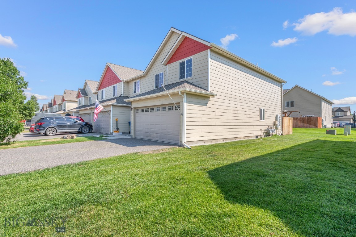 River Rock and Royal Village - Residential