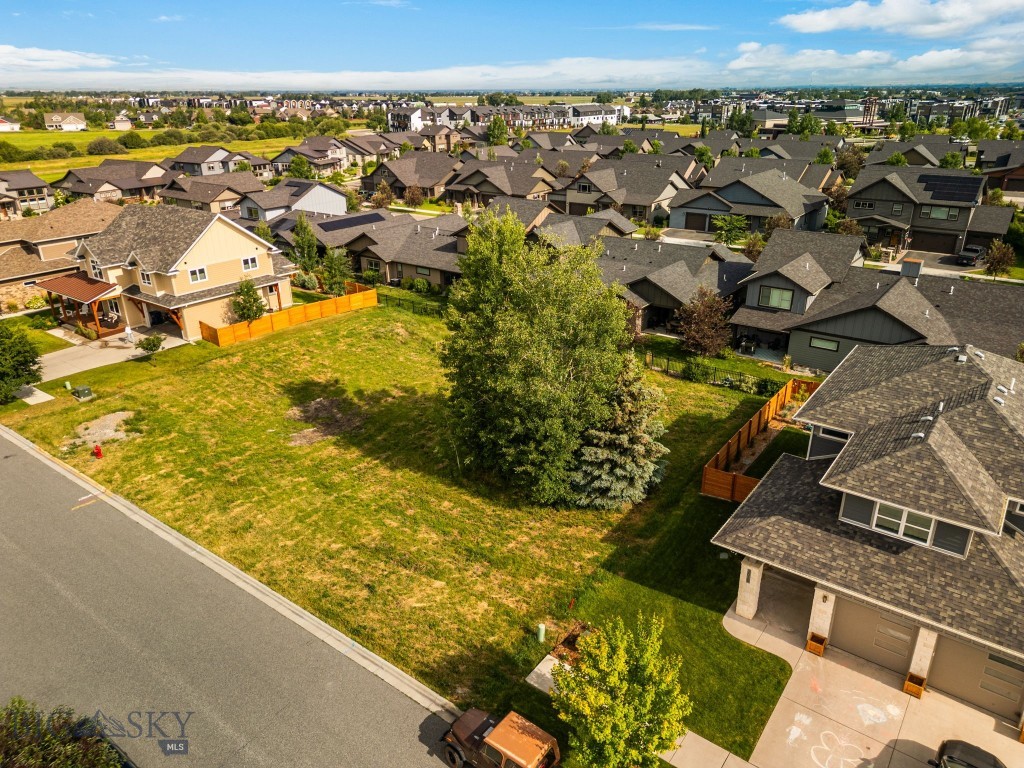 Southbridge - Land