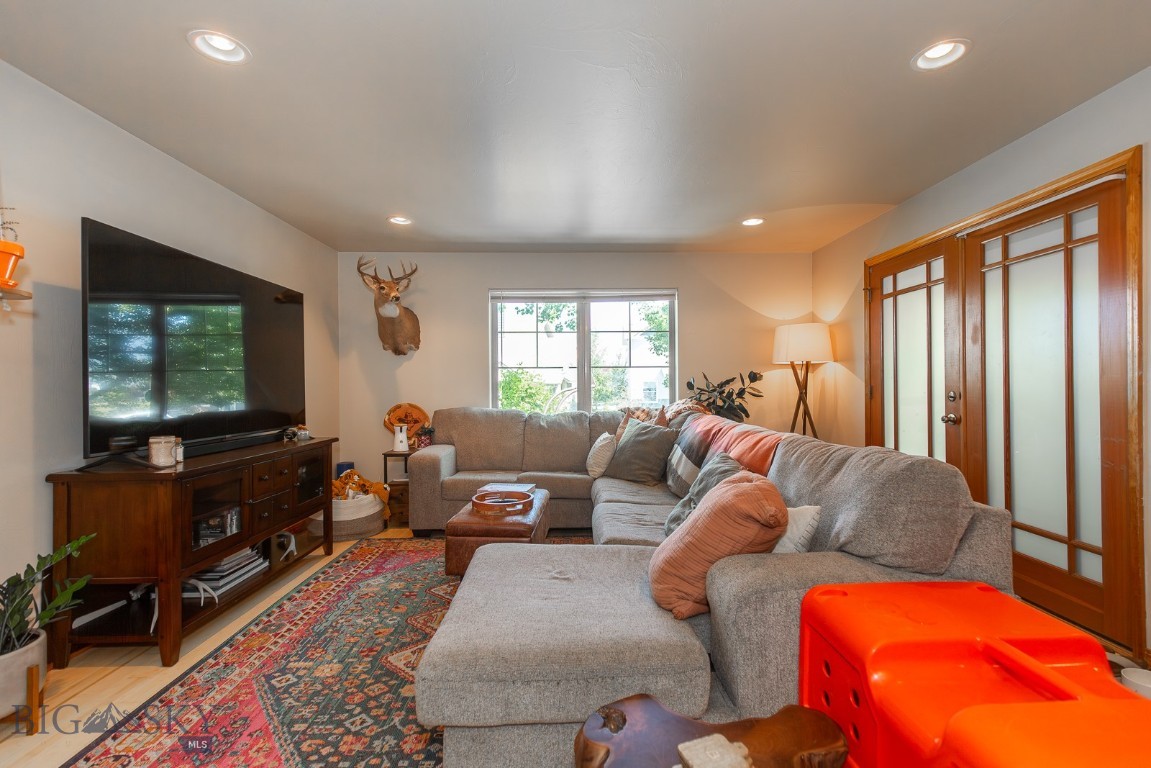 Walton Homestead - Residential